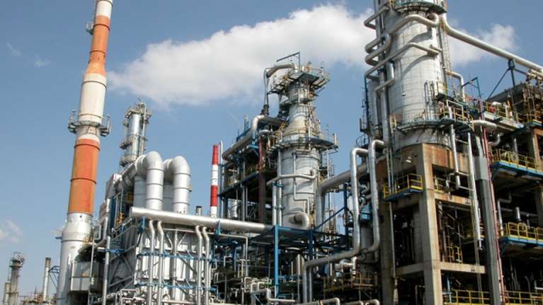 Ελληνικά Πετρέλαια: Κέρδη προ φόρων 256 εκατ. ευρώ στο &quot;ιστορικά δυσμενέστερο&quot; περιβάλλον για εταιρίες διύλισης