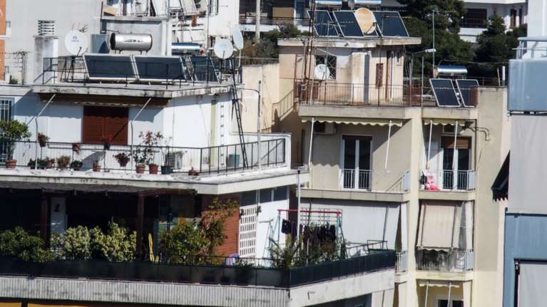 Τα πάνω-κάτω στα ενοίκια λόγω πανδημίας: Κάθετη πτώση για το Airbnb, αύξηση μόνιμων μισθώσεων