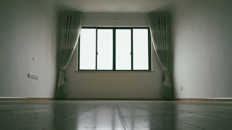 Στέγαση και ενοίκια: Υπάρχουν καλές ιδέες, αλλά δεν πείθουν τα μέτρα της κυβέρνησης - Τι λένε ιδιοκτήτες και αγορά