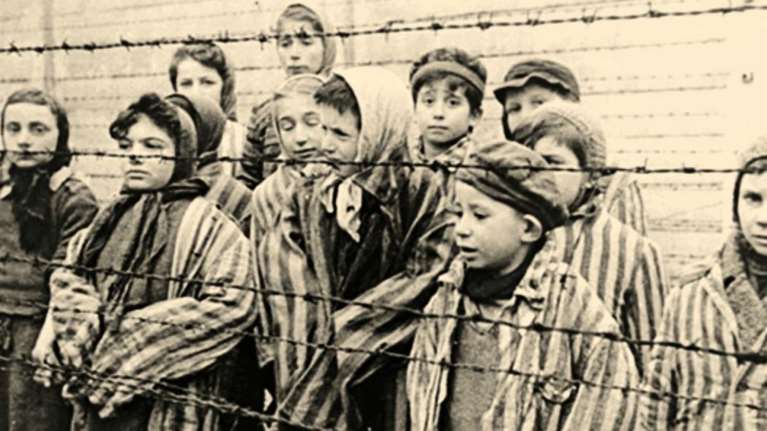 Γερμανία: Δίκη αιωνόβιου πρώην φύλακα σε στρατόπεδο συγκέντρωσης των Ναζί - Συμμετείχε σε 3.500 θανάτους κρατουμένων