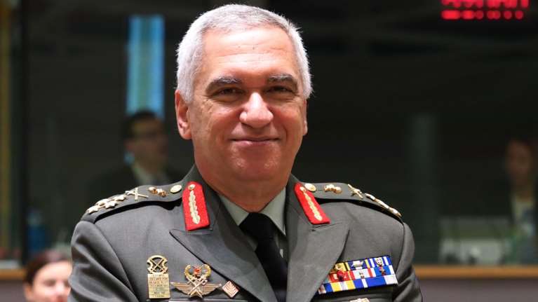 Στη Θεσσαλονίκη την Τρίτη το τελευταίο αντίο στον στρατηγό Μιχαήλ Κωσταράκο