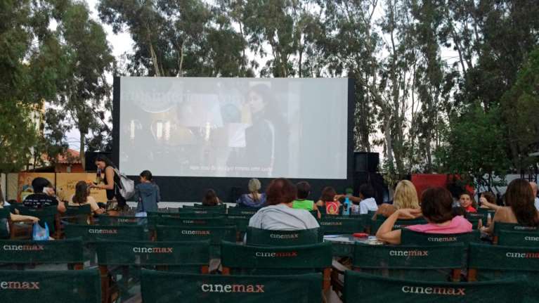 Ανοίγουν και πάλι τα θερινά σινεμά την Παρασκευή - Ποιες ταινίες κάνουν πρεμιέρα