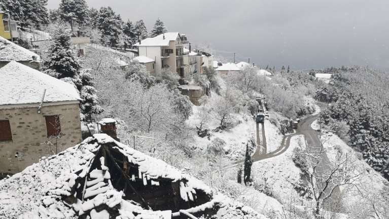 Καιρός: Βροχές και παγετός σήμερα - Σε ποιες περιοχές θα χιονίσει