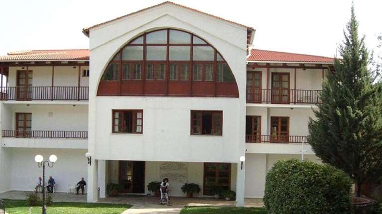 Συναγερμός σε γηροκομείο της Αχαΐας: 9 κρούσματα κορονοϊού