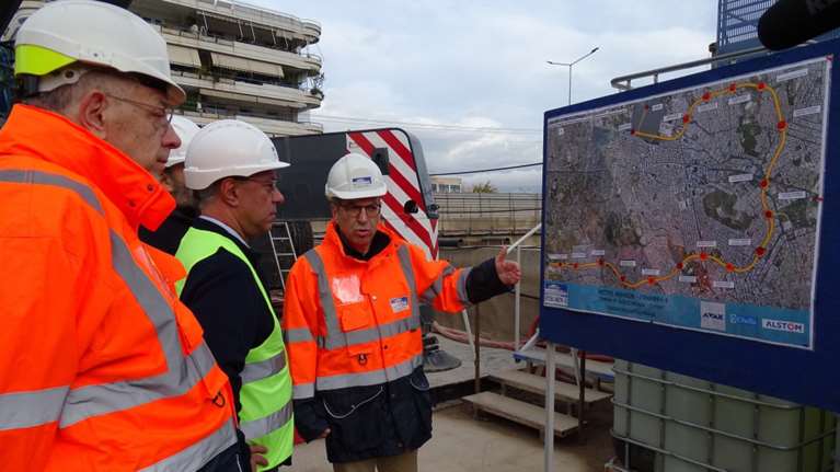 Γραμμή 4 του Μετρό : Οι δύο μετροπόντικες προχωρούν την κατασκευή - Θα ολοκληρωθεί το 2026 [εικόνες]