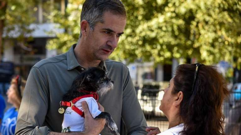Τα αδέσποτα του δήμου της Αθήνας έχουν πλέον έναν σύμμαχo... [εικόνες]
