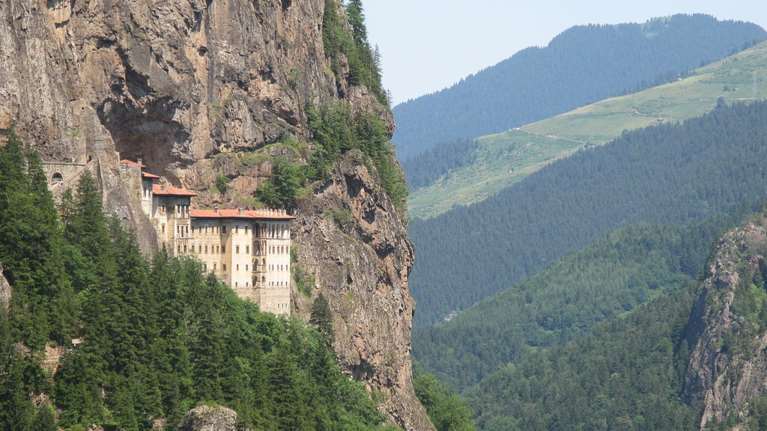 Τουρκία: Ολοκληρώνονται οι εργασίες στην Παναγία Σουμελά - Πιθανότατα τέλη Ιουνίου με αρχές Ιουλίου να ανοίξει