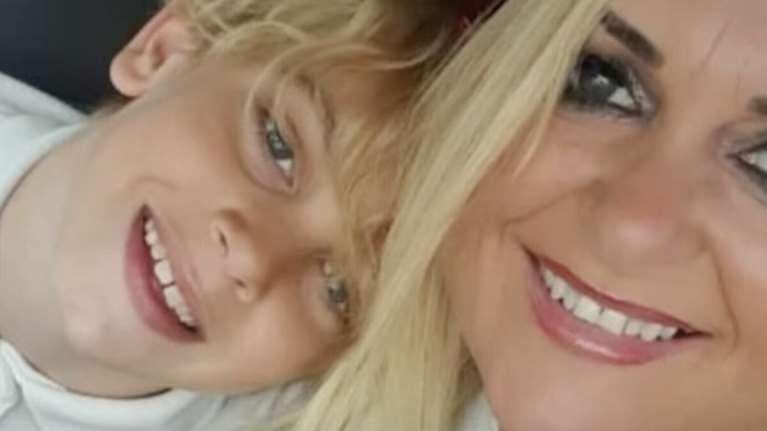 Βρετανία: Σε μια κλωστή η ζωή του 12χρονου Άρτσι - Απορρίφθηκε το αίτημα των γονιών για "αξιοπρεπή θάνατο"