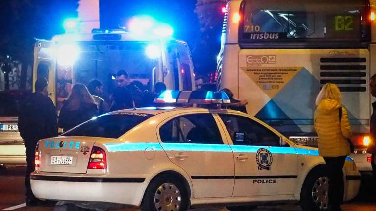 Θανατηφόρο τροχαίο μπροστά από τη Βουλή - Νεκρός 25χρονος οδηγός μηχανής