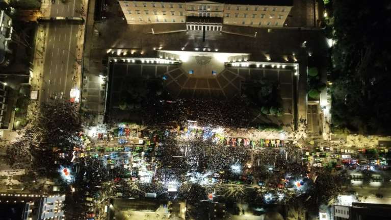 Αποκαταστάθηκε η κυκλοφορία στη λεωφόρο Βασιλίσσης Σοφίας και στην οδό Πανεπιστημίου