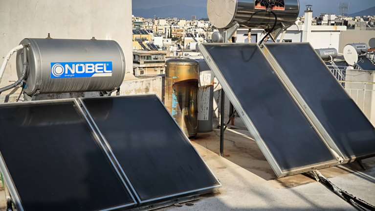 &quot;Αλλάζω Σύστημα Θέρμανσης και Θερμοσίφωνα&quot;: Ξεκίνησε η υποβολή αιτήσεων στο πρόγραμμα - Οι δικαιούχοι