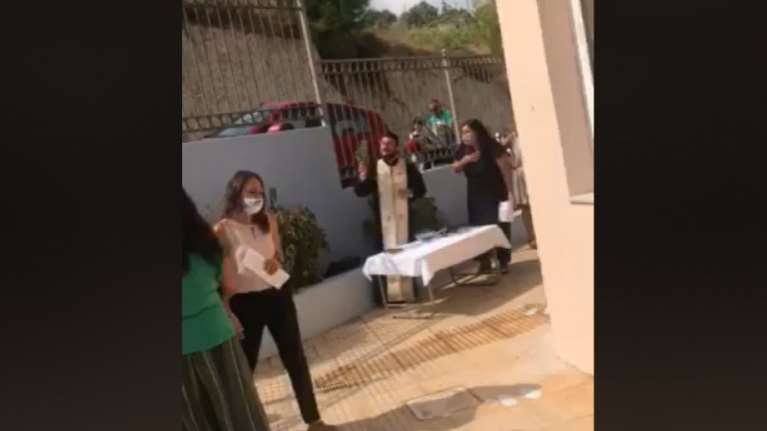 Ρέθυμνο: Συνελήφθη ο ιερέας μετά το κήρυγμα μίσους εναντίον της μάσκας