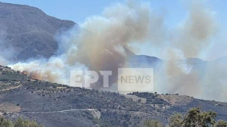 Ρέθυμνο: Φούντωσαν πάλι οι φλόγες στο Αμάρι - Νέα μηνύματα από το 112, εκκενώνονται δύο οικισμοί
