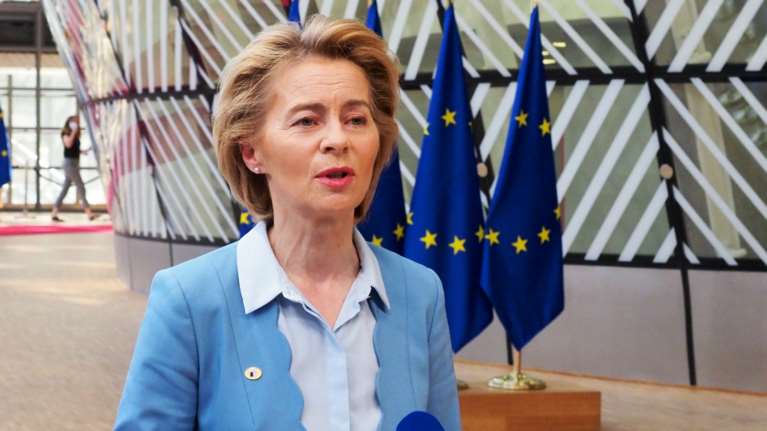 Ούρσουλα φον ντερ Λάιεν: Η Ευρώπη θα πρέπει να προετοιμαστεί για πλήρη διακοπή στο ρωσικό φυσικό αέριο