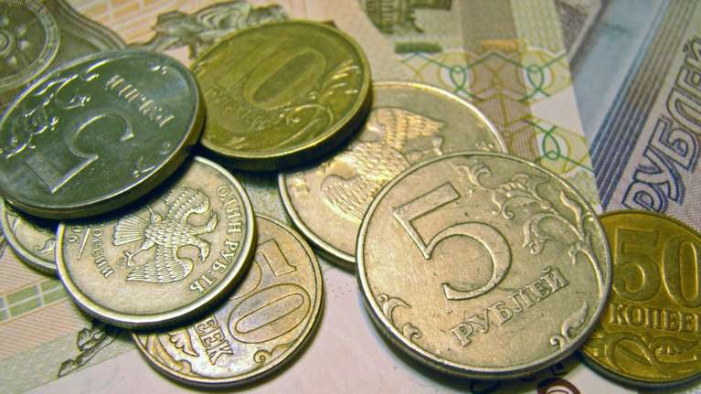 Η Μόσχα λανσάρει το ψηφιακό της ρούβλι, ελπίζοντας να αποφύγει τις κυρώσεις