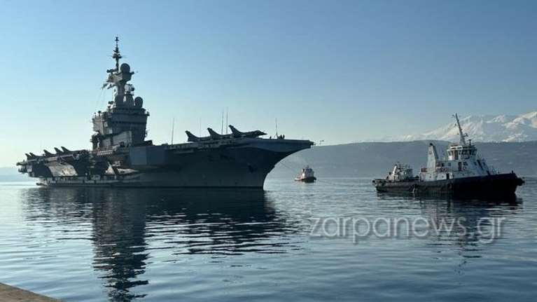 Έδεσε στη Σούδα το επιβλητικό Γαλλικό αεροπλανοφόρο Σαρλ ντε Γκωλ