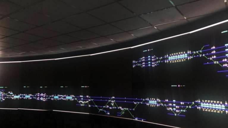 Κόντρα ΣΥΡΙΖΑ-κυβέρνησης για την τηλεδιοίκηση: &quot;Δεν μπορεί να διακρίνει το Κέντρο Ελέγχου Λειτουργίας από το σταθμαρχείο Λάρισας&quot;