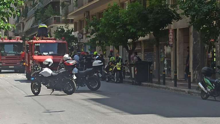 Έκρηξη σε μίνι μάρκετ στο κέντρο της Αθήνας - Τρεις τραυματίες [εικόνες]