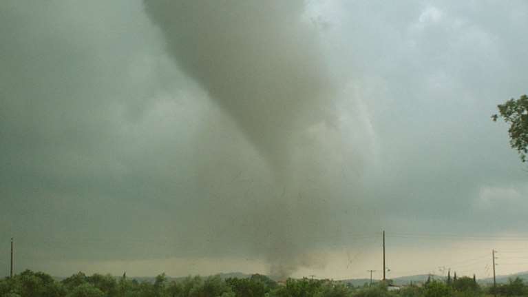Χαλκιδική: Τέσσερις τραυματίες από ανεμοστρόβιλο στα Νέα Πλάγια