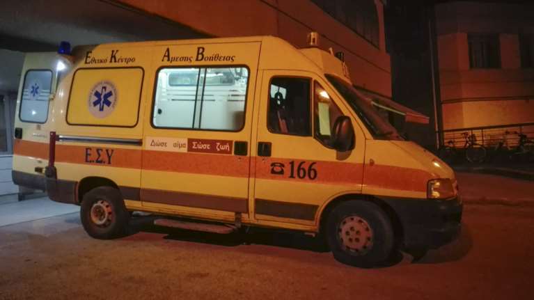 Τραγωδία στην Αθηνών-Σουνίου: Νεκρή μια 31χρονη γυναίκα - Τραυματίας ο 35χρονος οδηγός