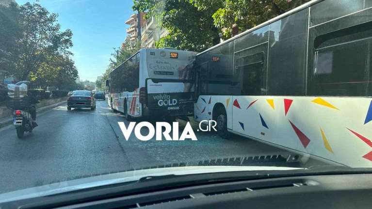Θεσσαλονίκη: Πέντε τραυματίες μετά από σύγκρουση δύο αστικών λεωφορείων