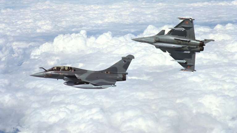 Στην Αθήνα η Γαλλίδα υπουργός Άμυνας - Πέφτουν οι υπογραφές για τα Rafale - Στο τραπέζι και οι φρεγάτες