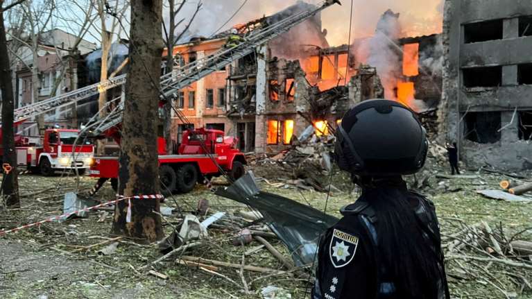 Πόλεμος στην Ουκρανία: Τουλάχιστον 20 τραυματίες από ρωσικές επιδρομές σε Μικολάιφ και Οδησσό