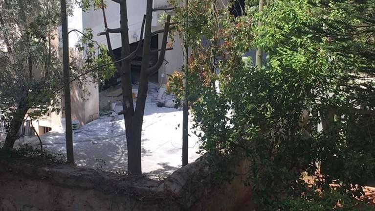 Σοκ στο Παλαιό Φάληρο: Νεκροί οι δύο εργάτες που έπεσαν από 9όροφη οικοδομή [Εικόνες]