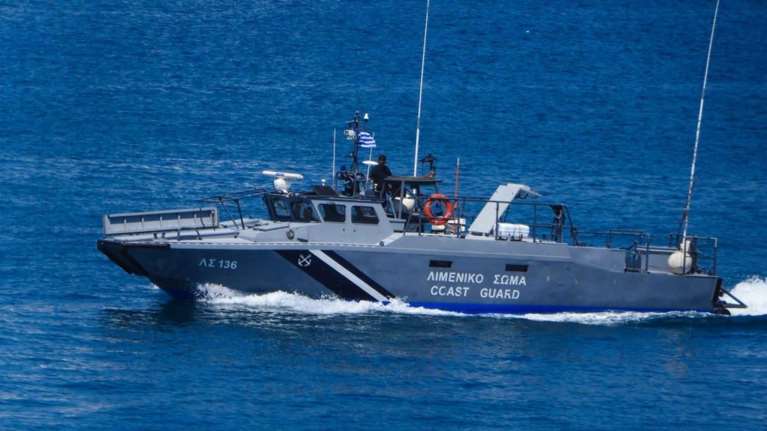 Συναγερμός στο Λιμενικό: Ναυάγιο με μετανάστες στον Μεσσηνιακό Κόλπο - Ενας νεκρός