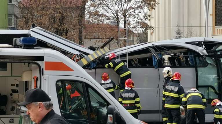 Τροχαίο στο Βουκουρέστι: Kατά των ρουμανικών αρχών και των ταξιδιωτικών γραφείων στρέφονται νομικά οι επιβάτες