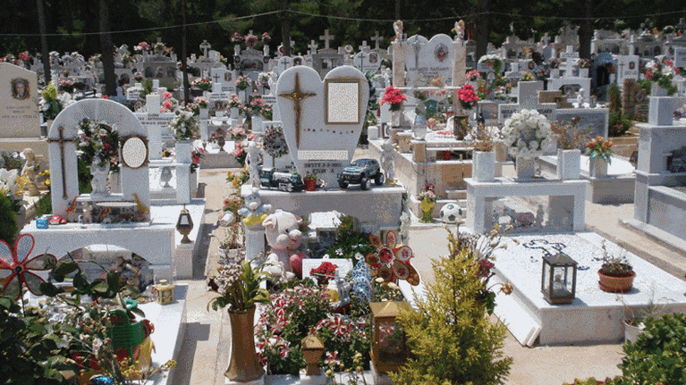 Ρόδος: Νεκροθάφτης πήγε να διαρρήξει σπίτι νεκρού μία μέρα μετά την κηδεία