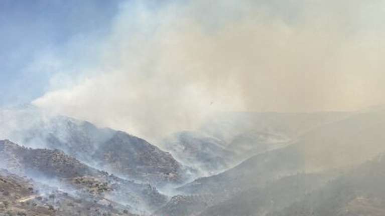 Συναγερμός για τη φωτιά στο Ρέθυμνο: Μήνυμα 112 να εκκενωθούν τα Σακτούρια - Νέα πυρκαγιά και στα Αμπελάκια [Βίντεο]
