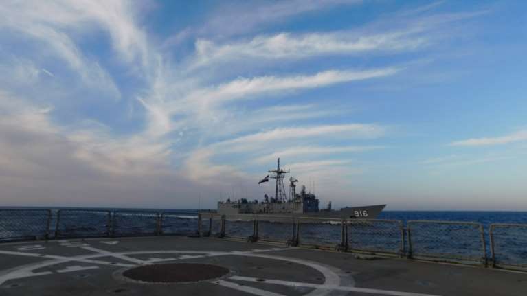 Για το Άμπου Ντάμπι σάλπαρε η φρεγάτα &quot;Ύδρα&quot;