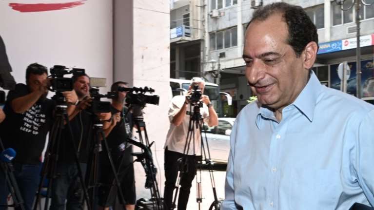 Πρώτη κρίση στον ΣΥΡΙΖΑ: Παραίτηση Σπίρτζη από την Πολιτική Γραμματεία και την Κεντρική Επιτροπή - Τον στηρίζει ο Πολάκης