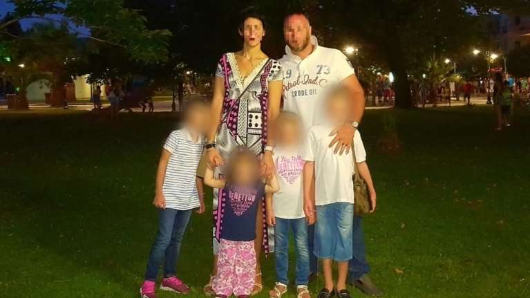 Αστυνομικός της Βουλής: "Σε σοβαρή κατάσταση η 12χρονη κόρη του - Μονόδρομος να πάει το μικρό παιδί σε δομή"