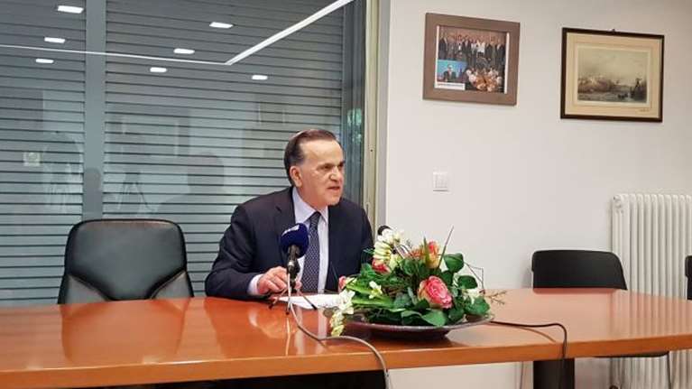 Οι ειδικοί προειδοποιούν: Προσοχή στις ψευδείς ειδήσεις για να πετύχει ο εμβολιασμός κατά του κορονοϊού