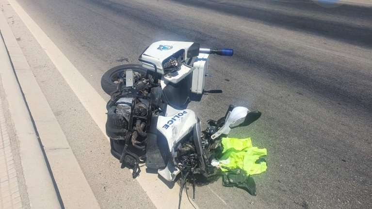 Ρόδος: Σοβαρό τροχαίο μετά από καταδίωξη - Τραυματίας και αστυνομικός της Τροχαίας