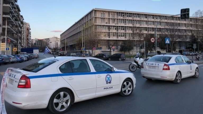 Εκκενώνονται τα δικαστήρια στη Θεσσαλονίκη μετά από τηλεφώνημα για βόμβα