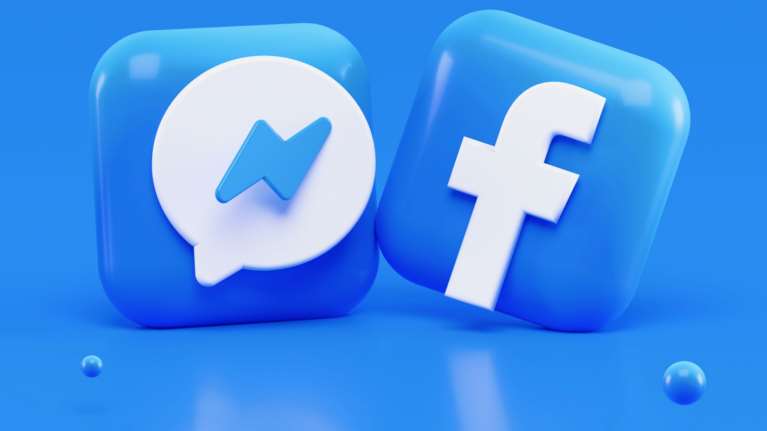 Απίστευτο περιστατικό στον Βόλο: Κατήγγειλε τον σύζυγο της για ενδοοικογενειακή βία επειδή μιλούσε με... άλλες στο Facebook