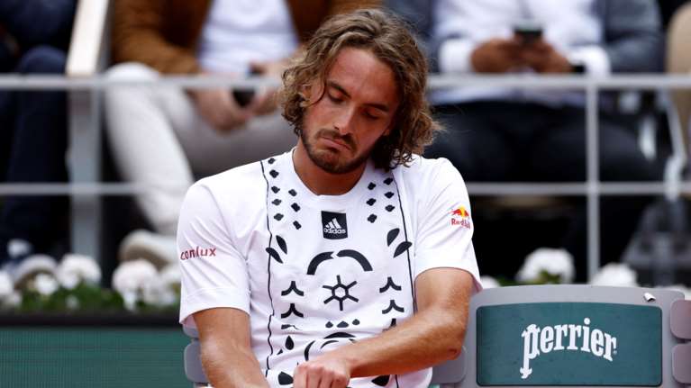 Στέφανος Τσιτσιπάς: Έχασε από τον νευρικό Νικ Κύργιο με ανατροπή - Εκτός τουρνουά στο Χάλε [Βίντεο]