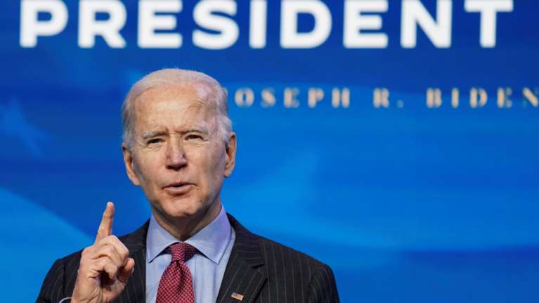 Τζο Μπάιντεν: &quot;Καλό που δεν θα έρθει ο Τραμπ στην ορκωμοσία μου - Καλοδεχούμενος ο Πενς&quot;