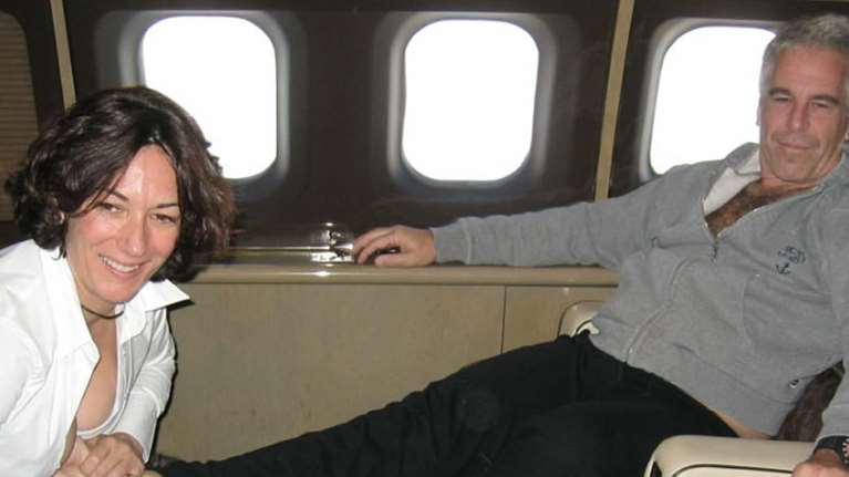 Τζέφρι Επστάιν: Στο φως από ώρα σε ώρα η λίστα με τους &quot;φίλους&quot; του - Από τον Μπιλ Κλίντον, στον Γούντι Άλεν και τον Μπιλ Γκέιτς