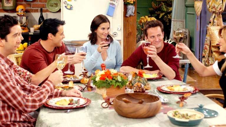 Ένα στιγμιότυπο από κάθε επεισόδιο των Friends σε ένα απολαυστικό βίντεο 4 λεπτών - Κι όμως είναι δυνατόν