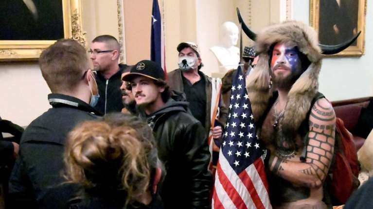 Εφοδος στο Καπιτώλιο: "Ηταν η κορύφωση απόπειρας πραξικοπήματος από τον Τραμπ", είπαν βουλευτές στην Εξεταστική Επιτροπή