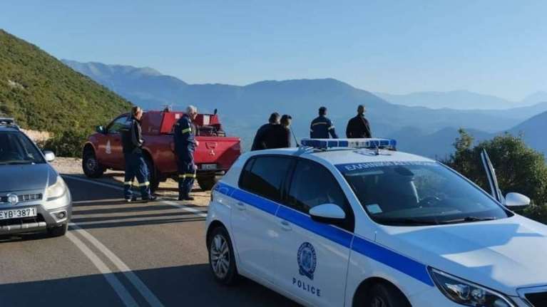 Λευκάδα: Νεκρό το ζευγάρι ηλικιωμένων που είχε εξαφανιστεί - Σε χαράδρα 150 μέτρων εντοπίστηκε το ΙΧ τους