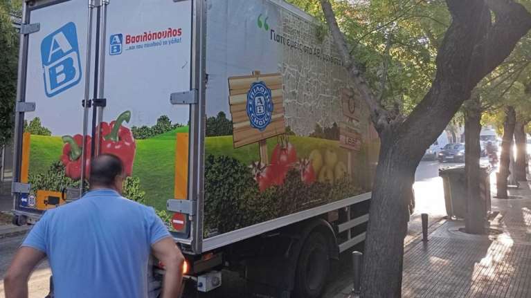 Δωρεά της ΑΒ Βασιλόπουλος σε Κέντρα Ανοιχτής Προστασίας Ηλικιωμένων του Δήμου Θεσσαλονίκης