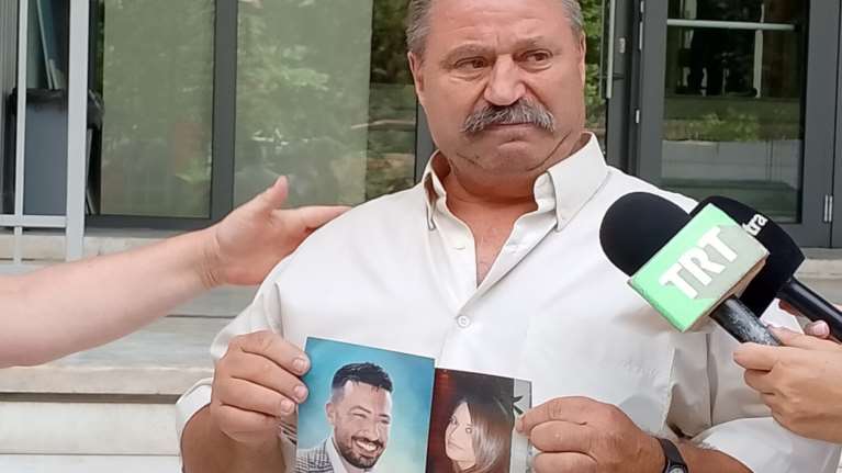 Μακρινίτσα: Δις ισόβια στον 36χρονο που σκότωσε τη σύζυγό του και τον αδερφό της - Χειροκροτούσαν οι συγγενείς των θυμάτων