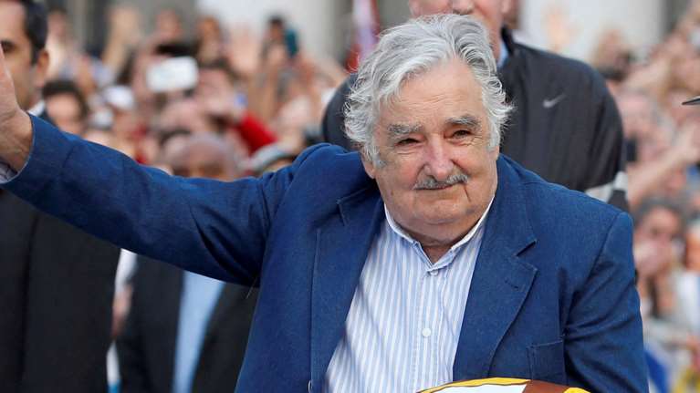 &quot;Adiós Pepe&quot;: Ο Νίκος Ανδρουλάκης αποχαιρετά τον εμβληματικό πρώην πρόεδρο της Ουρουγουάης, Χοσέ Μουχίκα