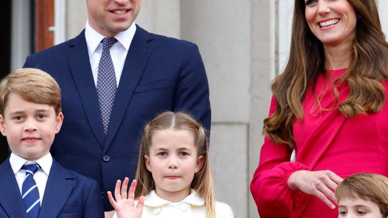 Κέιτ Μίντλετον - Πρίγκιπας Γουίλιαμ: H &quot;σύγχρονη&quot; και ταπεινή βασιλική ανατροφή που ακολουθούν στα παιδιά τους