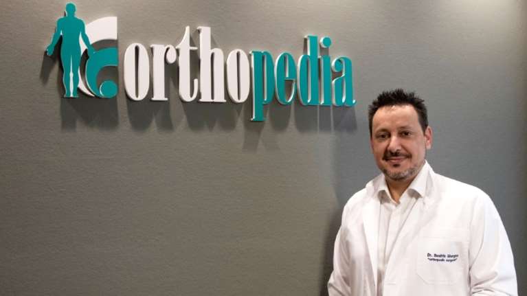 Πώς θεραπεύεται σήμερα η αρθρίτιδα γόνατος